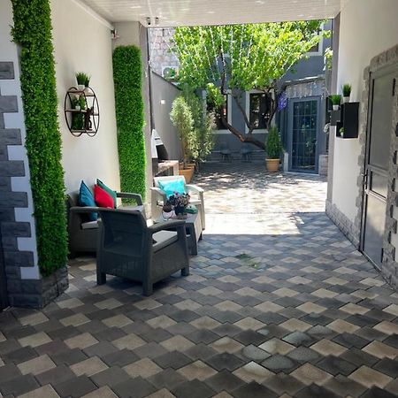Comfortable Apartment Комфортные Апартаменты Self Check In Jerevan Exteriör bild