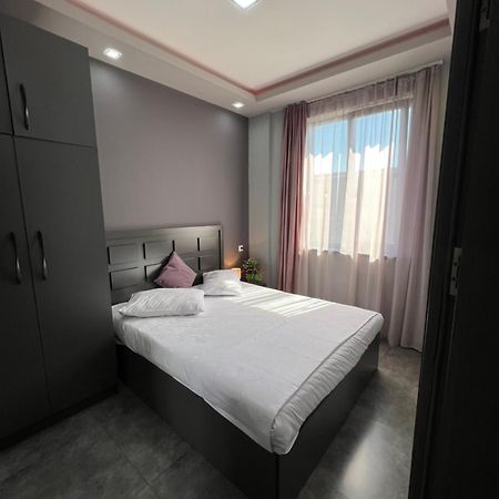 Comfortable Apartment Комфортные Апартаменты Self Check In Jerevan Exteriör bild