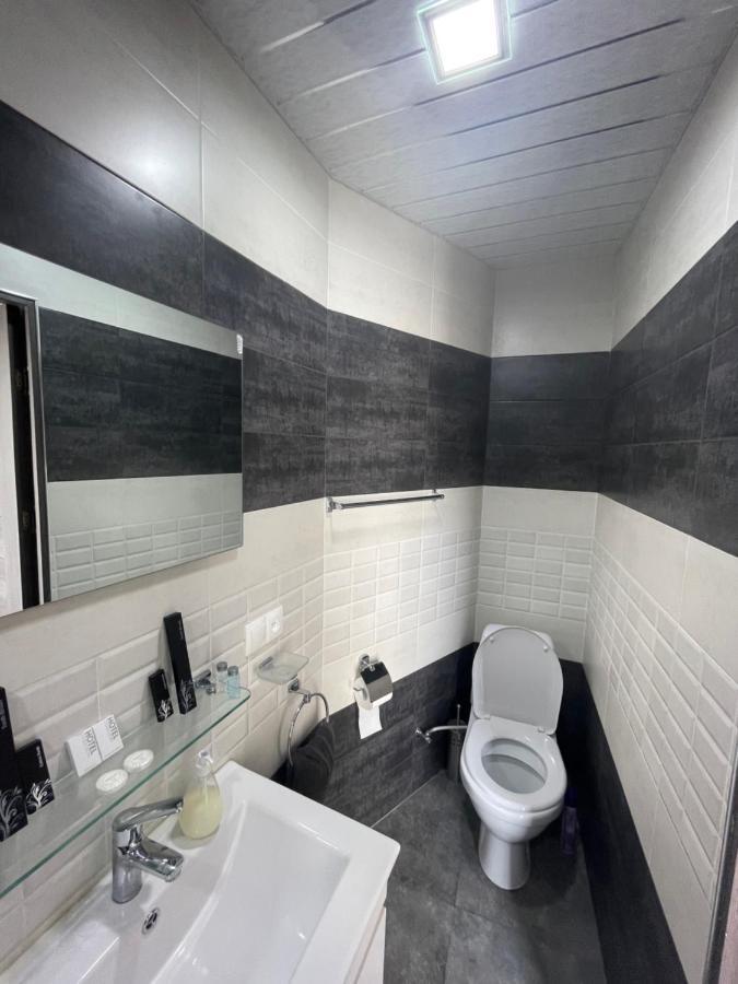 Comfortable Apartment Комфортные Апартаменты Self Check In Jerevan Exteriör bild